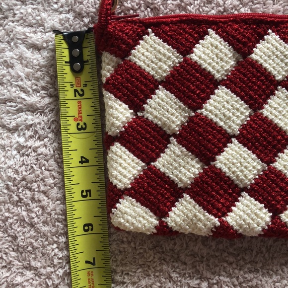 🐝5 for $25 🐝 New Handmade red and white purse - Picture 3 of 4